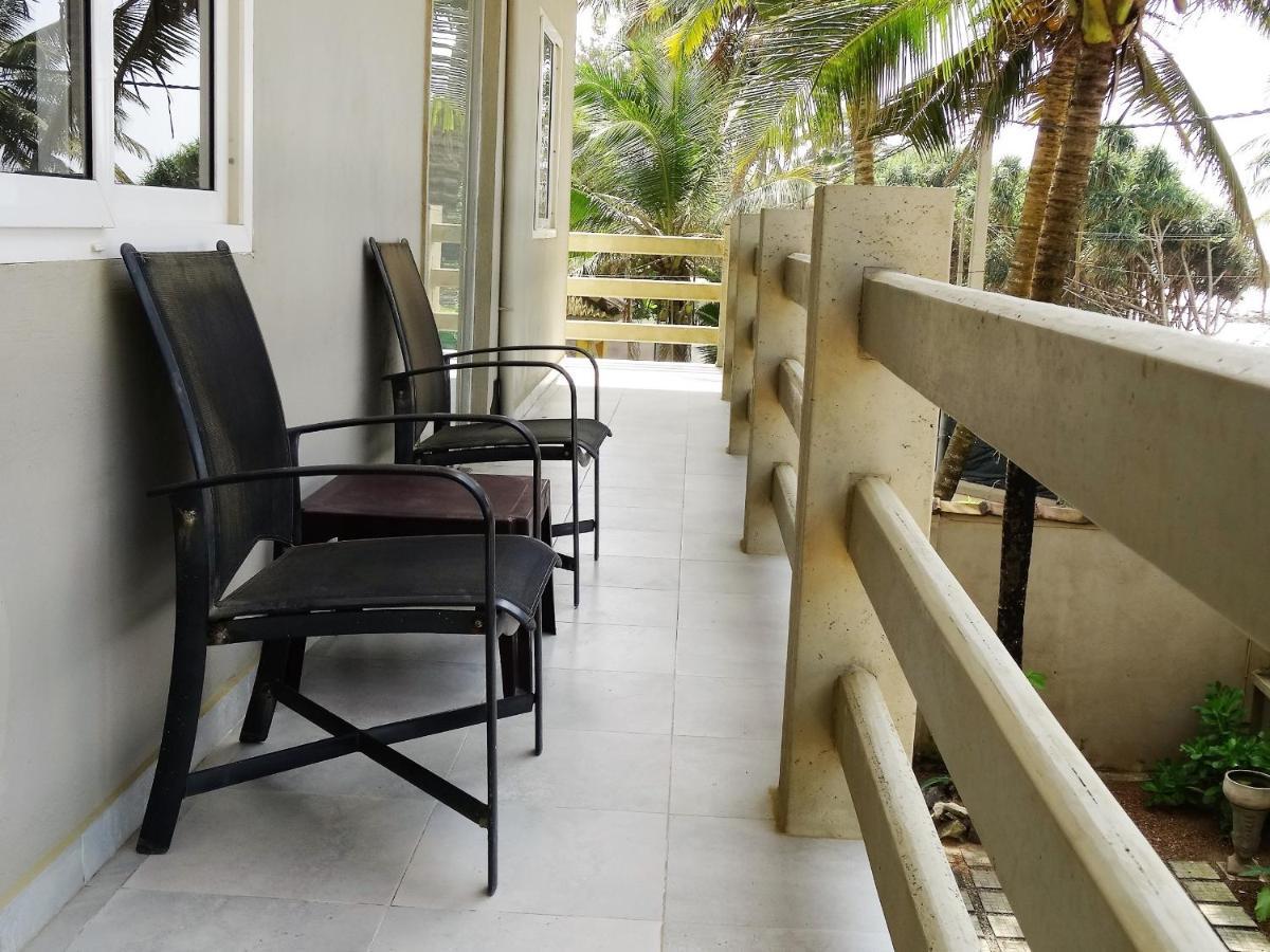 Amssler Beach Stay Калутара Экстерьер фото