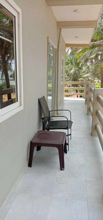 Amssler Beach Stay Калутара Экстерьер фото