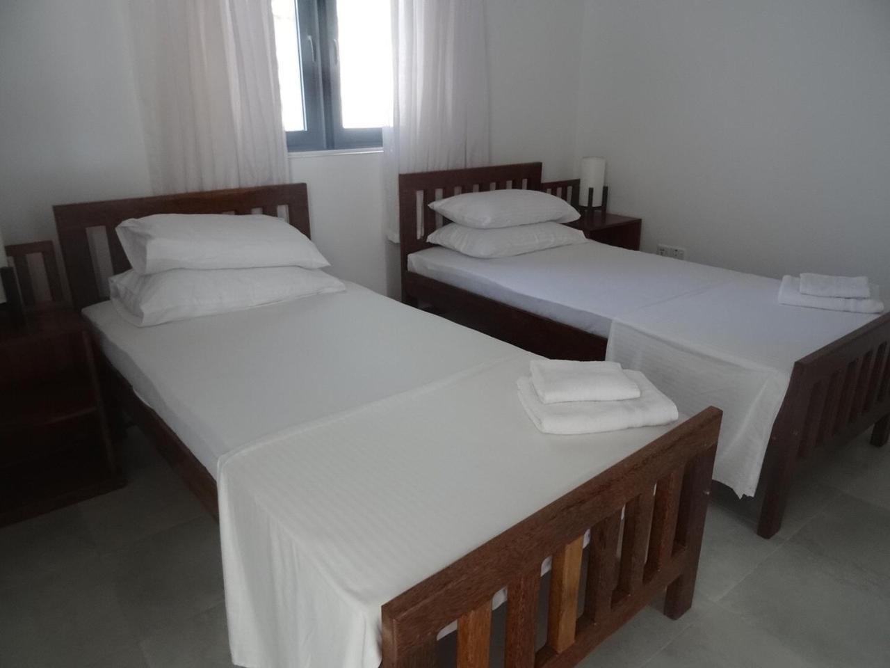 Amssler Beach Stay Калутара Экстерьер фото