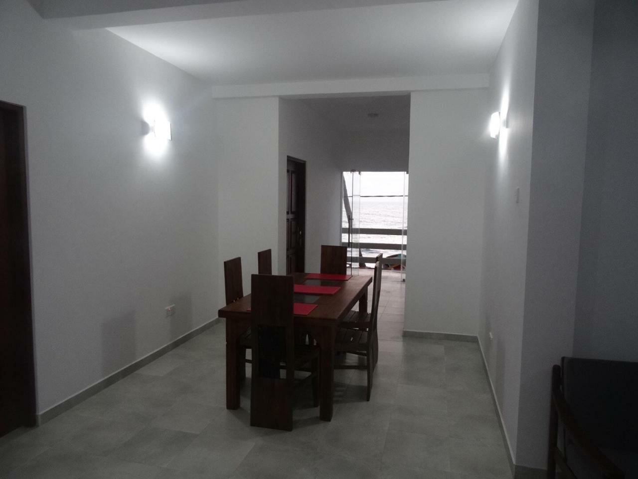 Amssler Beach Stay Калутара Экстерьер фото